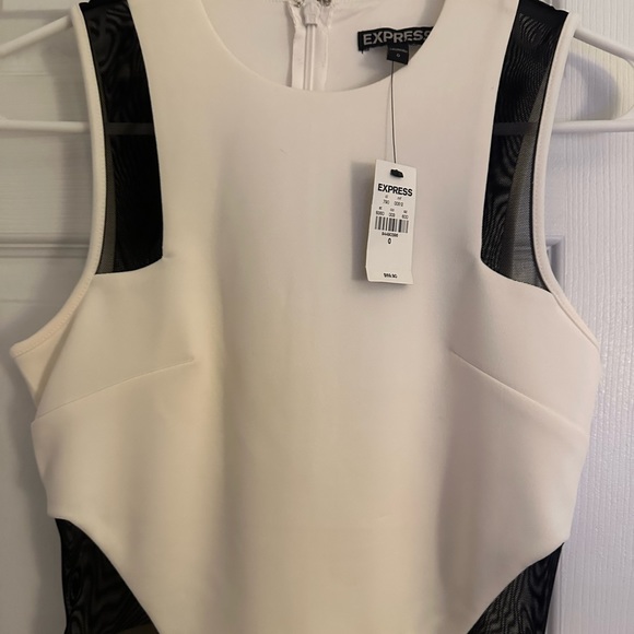 Beautiful NWT Express dress - Picture 2 of 5